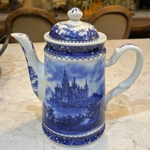 English Blue and White Porcelain Coffee Pot